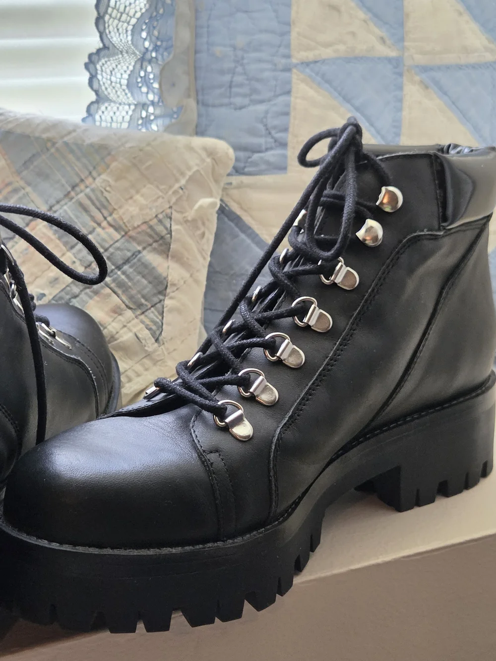 Urban Outfitters-Women's Black Lace-Up Platform Combat Booties